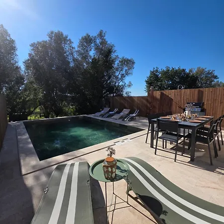 빌라 Maison De Village Piscine Chauffee Proche Porto-vecchio