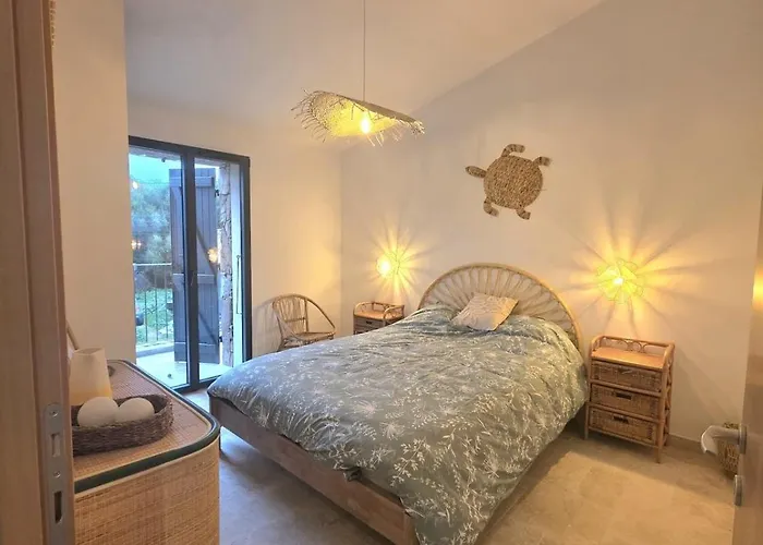 Villa Maison En Pierre Avec Piscine Chauffée à Muratello *