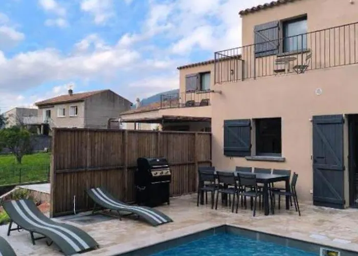 Villa Maison De Village Piscine Chauffee Proche Porto-vecchio *