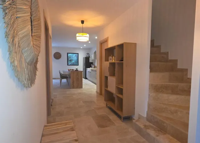 Maison De Village Piscine Chauffee Proche Porto-vecchio * Porto-Vecchio (Corsica)