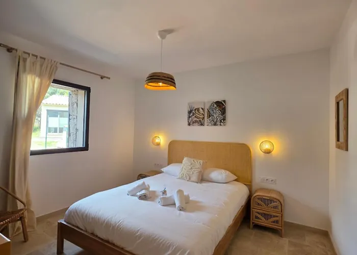 Maison De Village Piscine Chauffee Proche Porto-vecchio